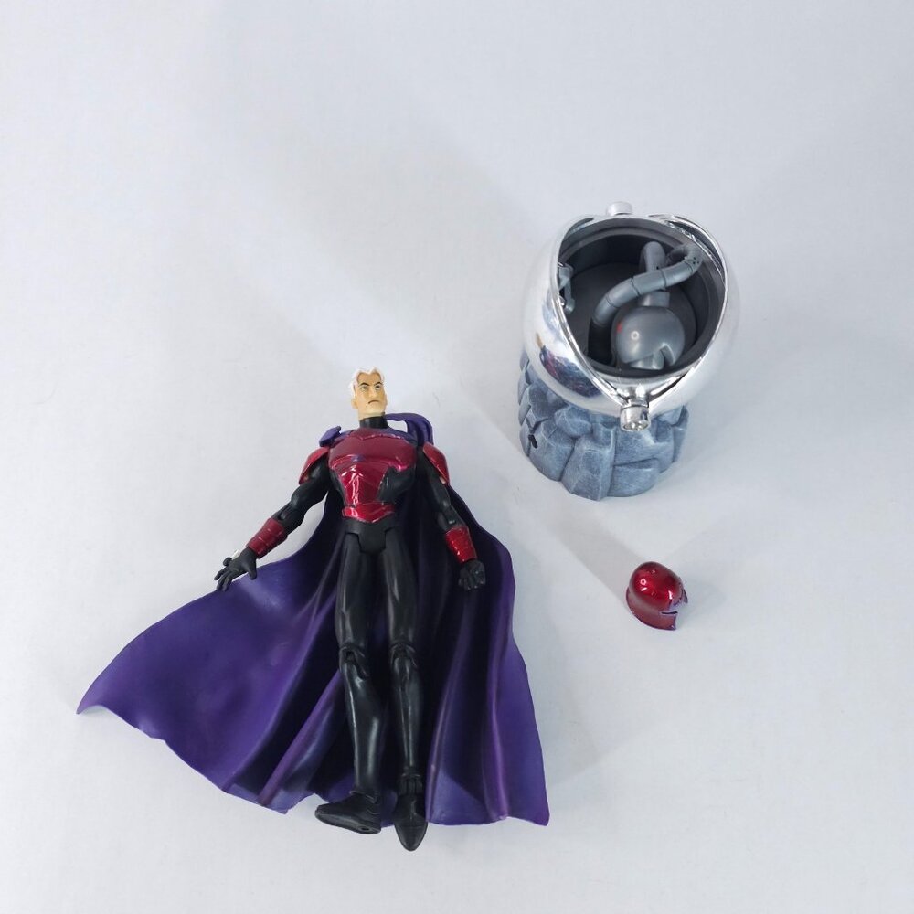 X-men Evolution Magneto Complete Loose Action Figure 2001 Marvel Toybiz Rare